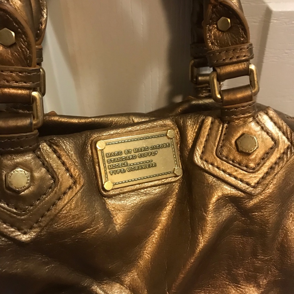Marc Jacobs gold crossbody satchel - Picture 2 of 3